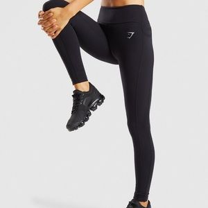 Gymshark Aspire Leggings — Medium — Black